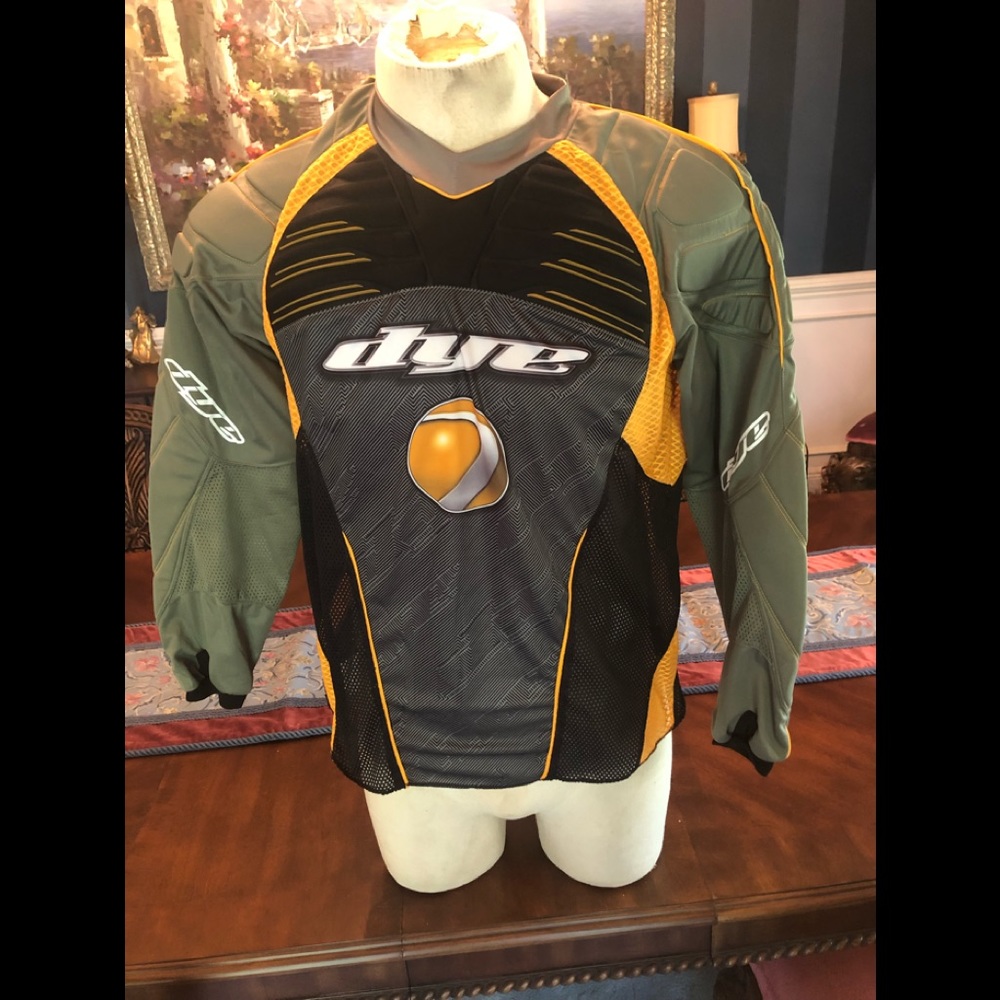 Dye Mens Black and Grey Paintball Padded Jersey.  Size S.  Slightly Used.  SALE!